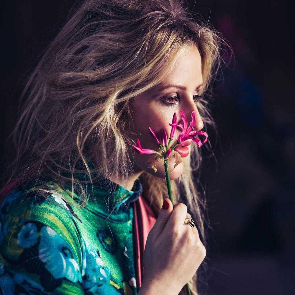 Instagram.com/elliegoulding