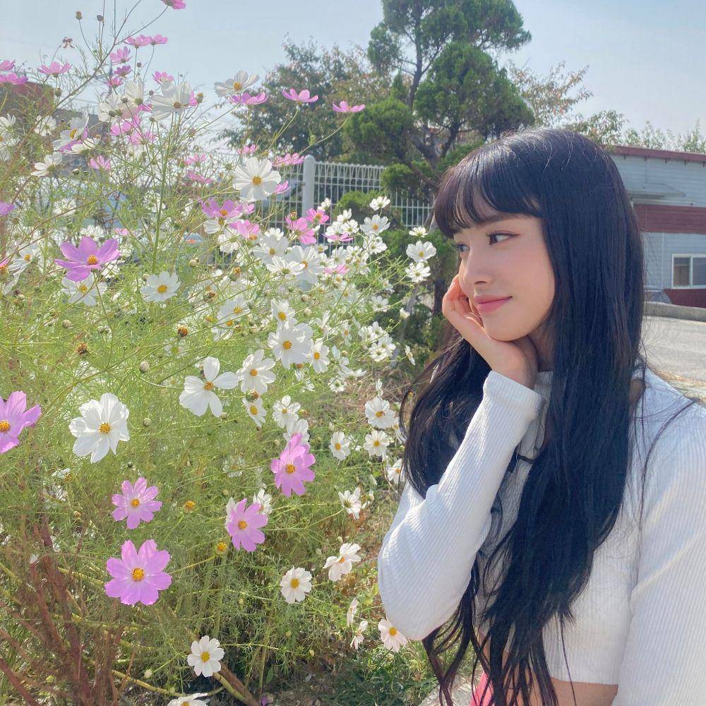 twitter.com/STAYC_official