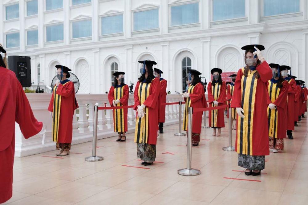 Kampus UPH Medan Gelar Wisuda dengan Terapkan Protokol Kesehatan