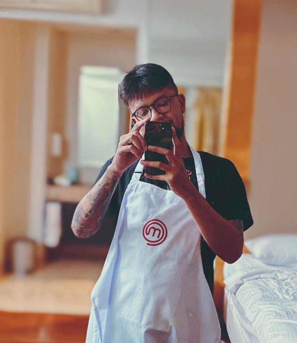 Tereliminasi, Ini 10 Potret Kenangan Adit di MasterChef 7