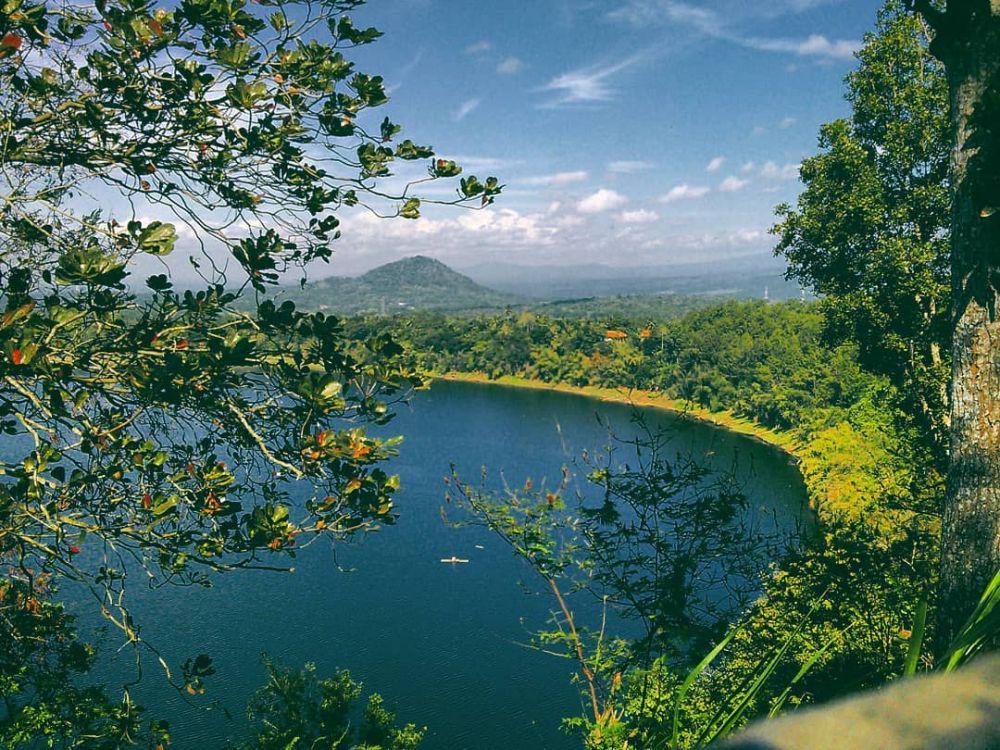 Instagram.com/ddhaneswara