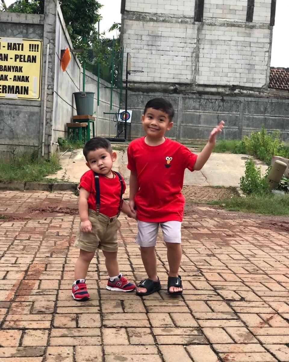 instagram.com/kanakalundra