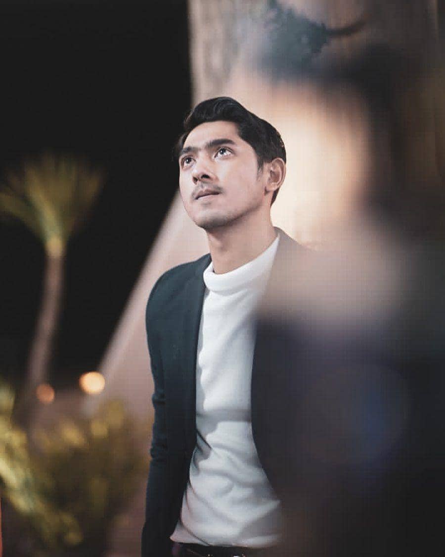 instagram.com/arya.saloka