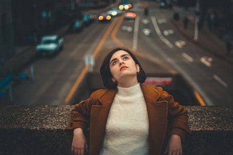 Ilustrasi wanita berpikir (Unsplash.com/heinrich_boll)