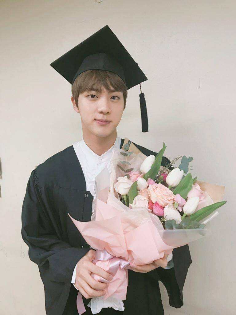 twitter.com/seokjinpdnim