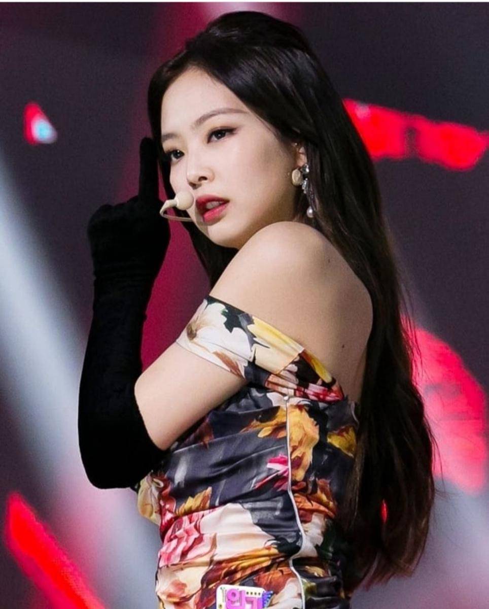 Instagram.com/official_jenniekim