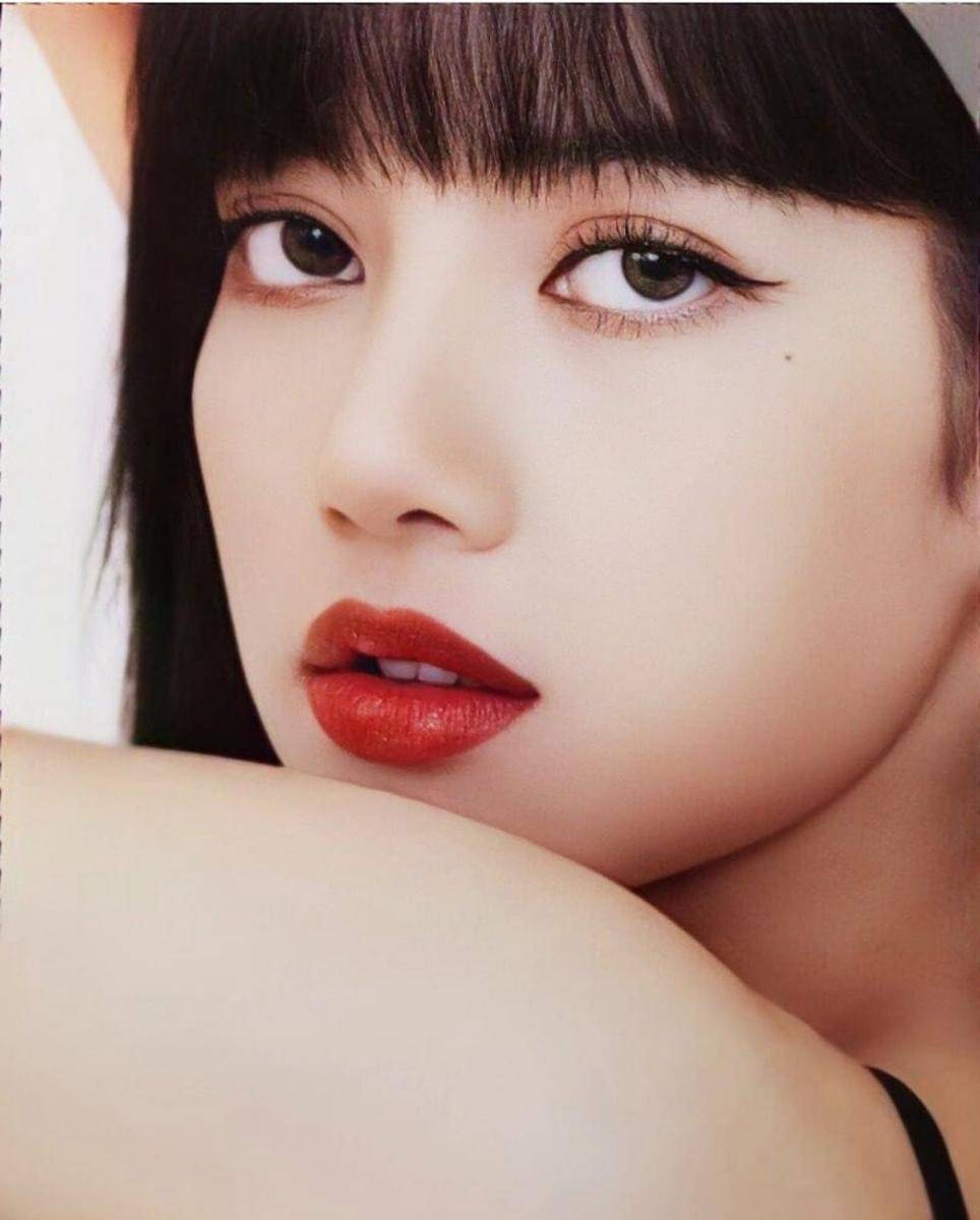 Instagram.com/lisa.blackpink