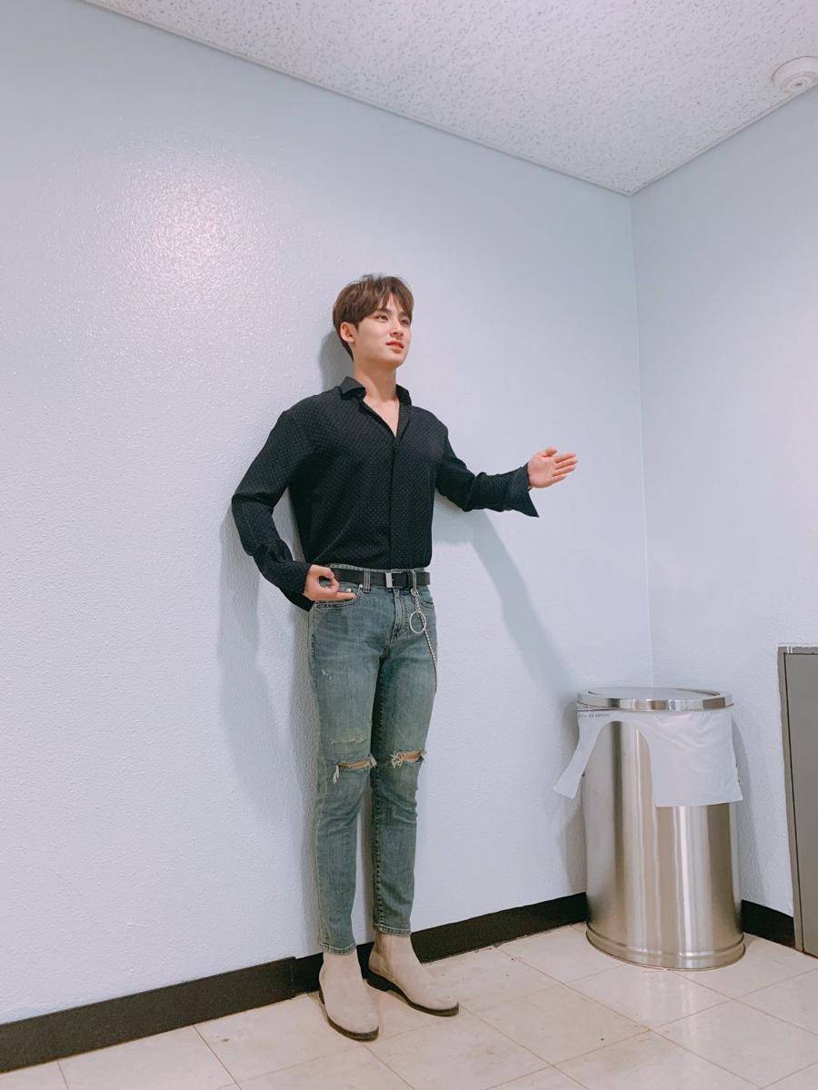 twitter.com/pledis_17