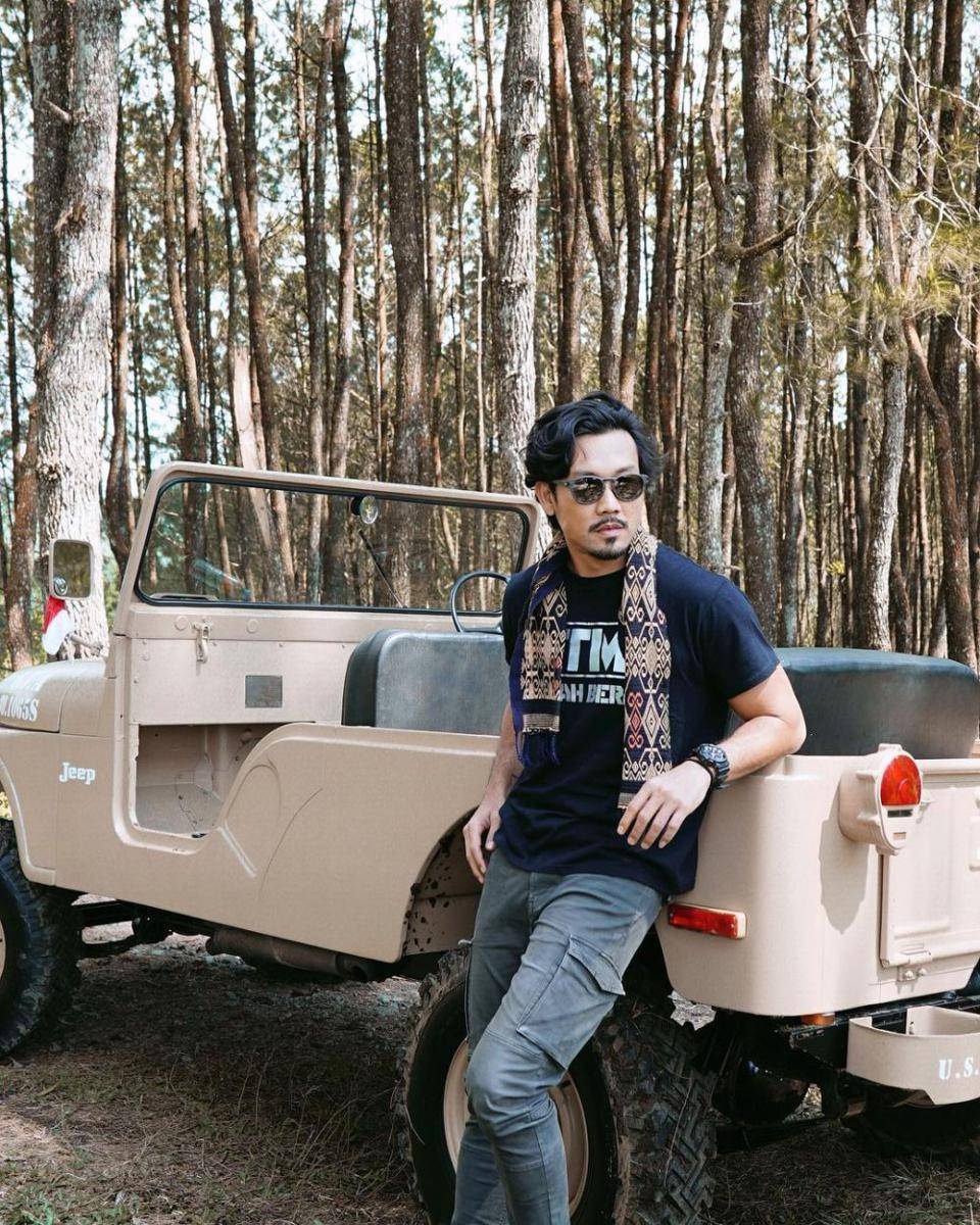 instagram.com/sumargodenny