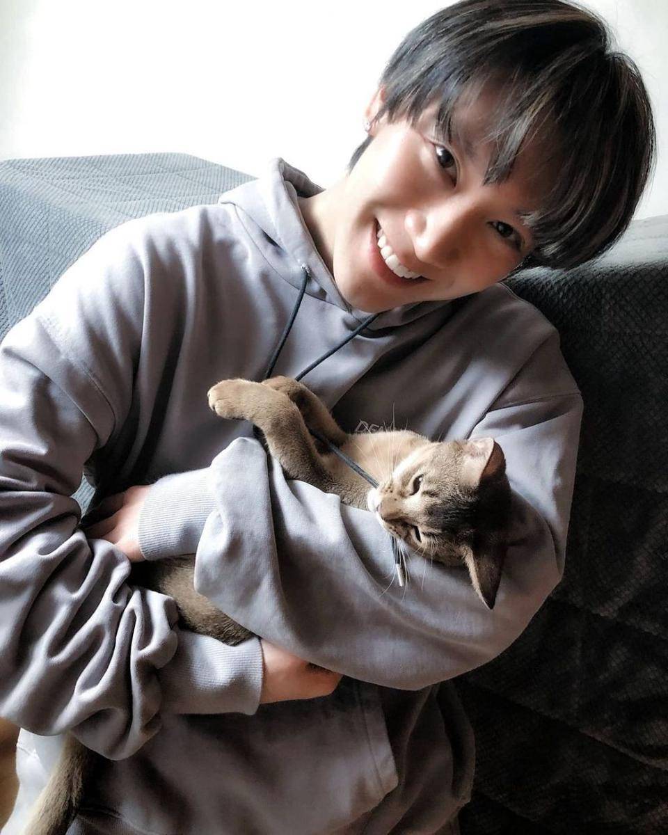 Ten NCT dan kucing peliharaan (instagram.com/tenlee1001)