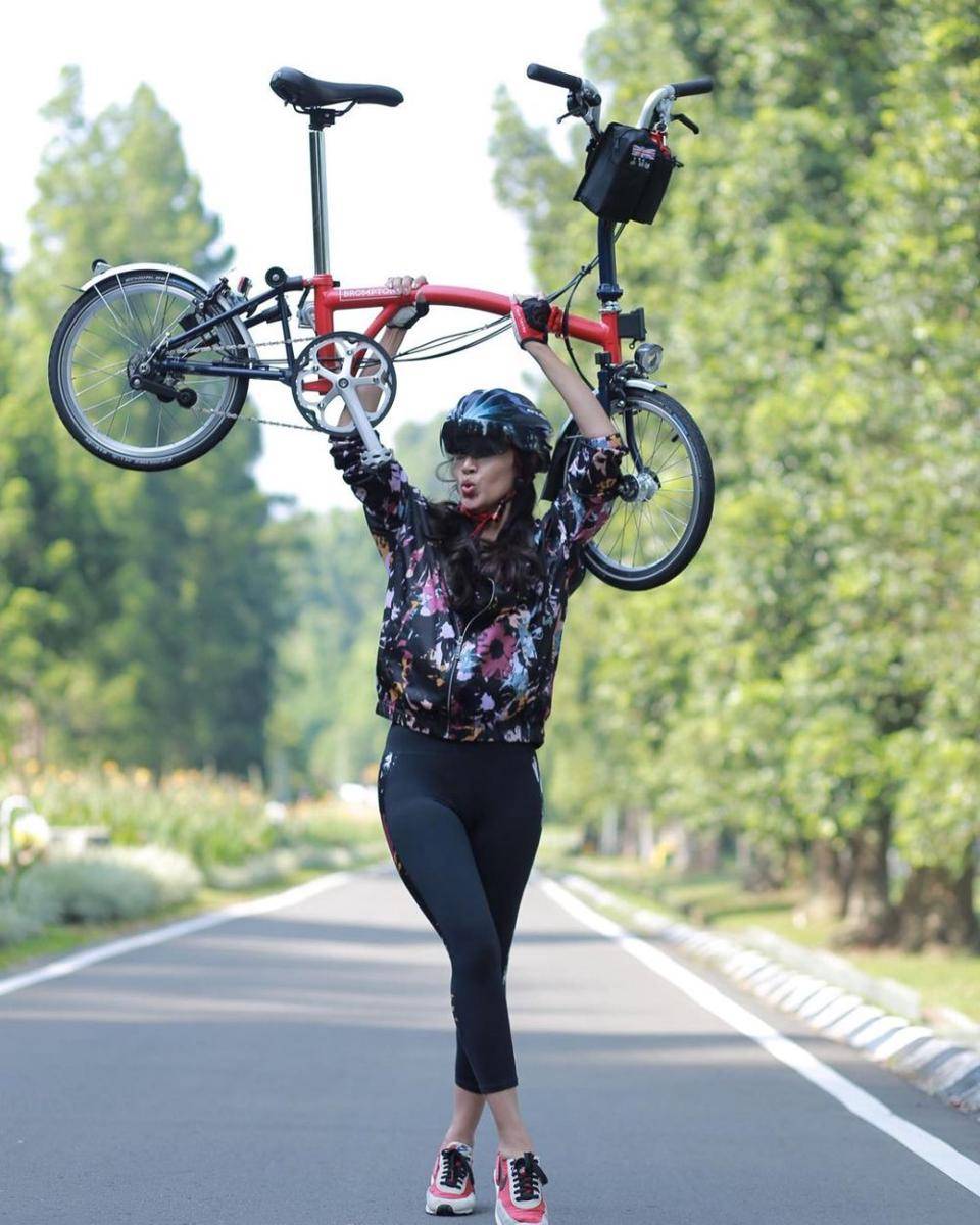 instagram.com/dps_diahpermatasari