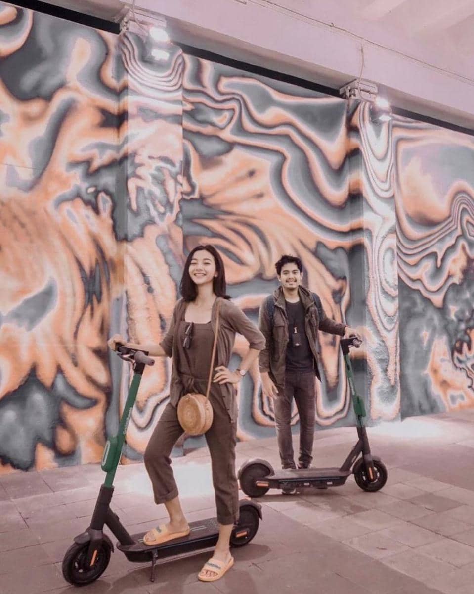 Instagram.com/singadinoor