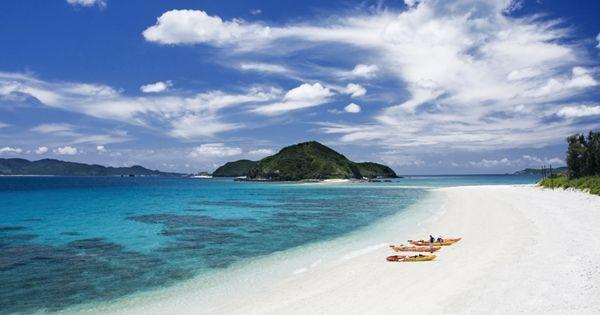5 Pantai Terindah dengan Pemandangan Eksotis di Jepang