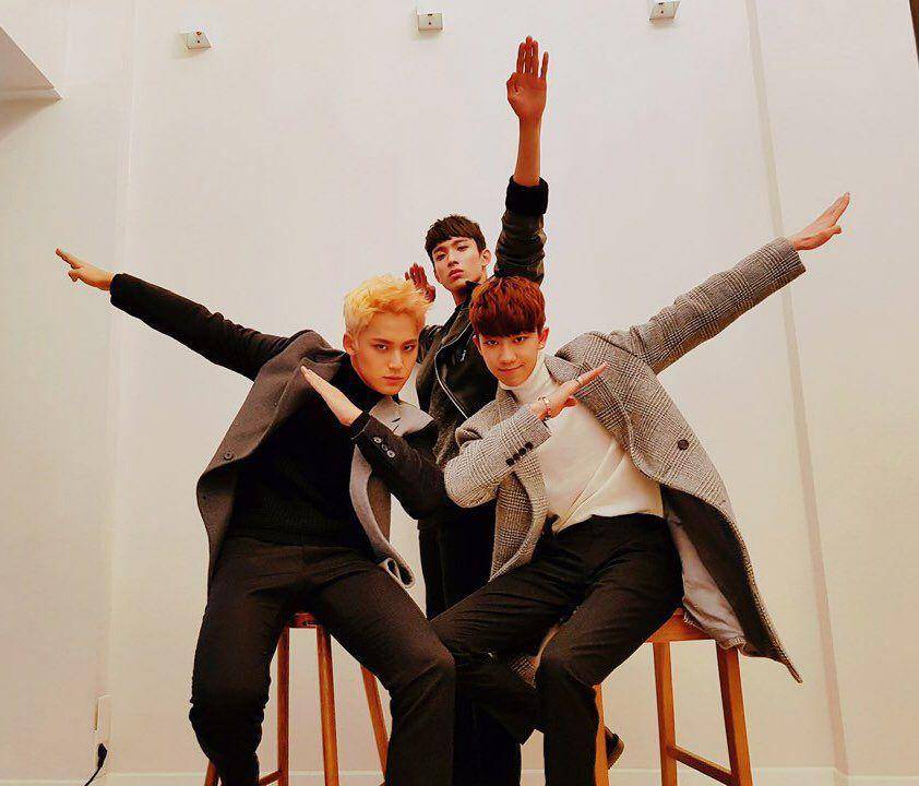 twitter.com/pledis_17