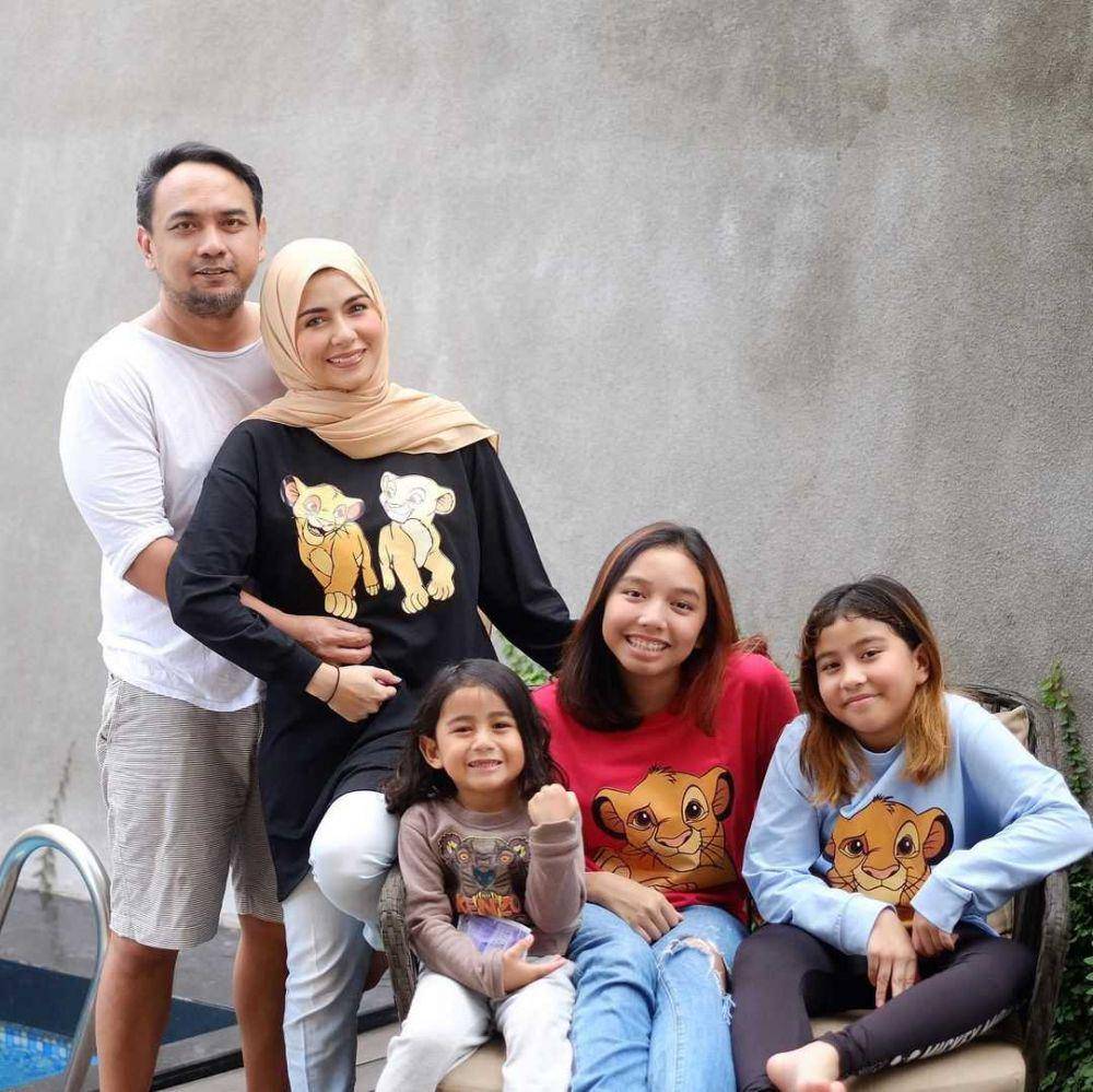 Instagram.com/meisya__siregar