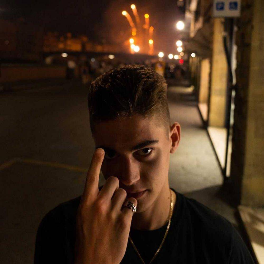 instagram.com/hero_ft