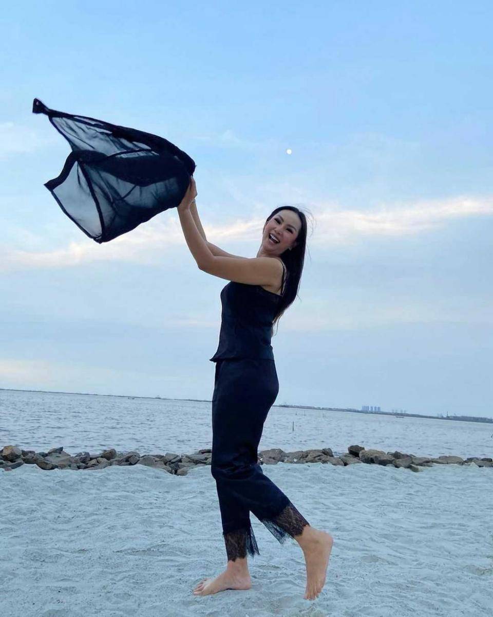 instagram.com/kalinaocktaranny