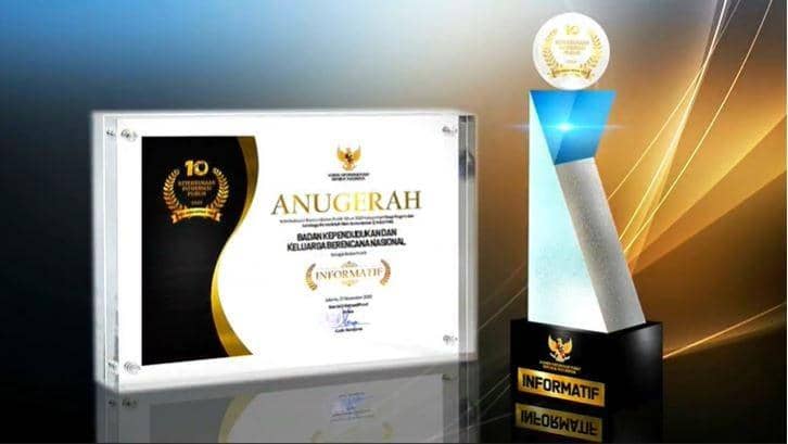 BKKBN menerima penghargaan sebagai Badan Publik Informatif. (Youtube.com)