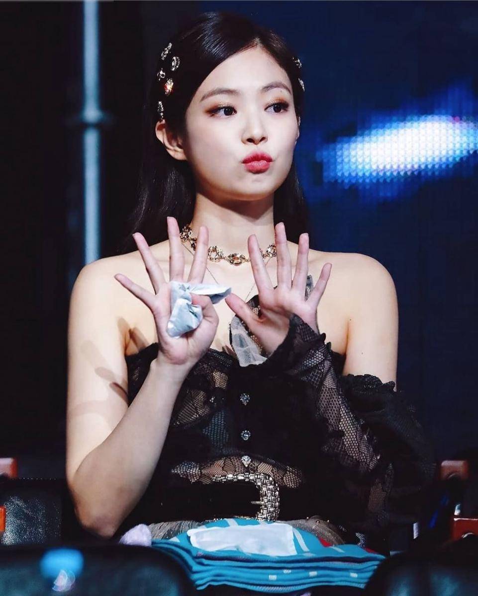 Instagram.com/official_jenniekim