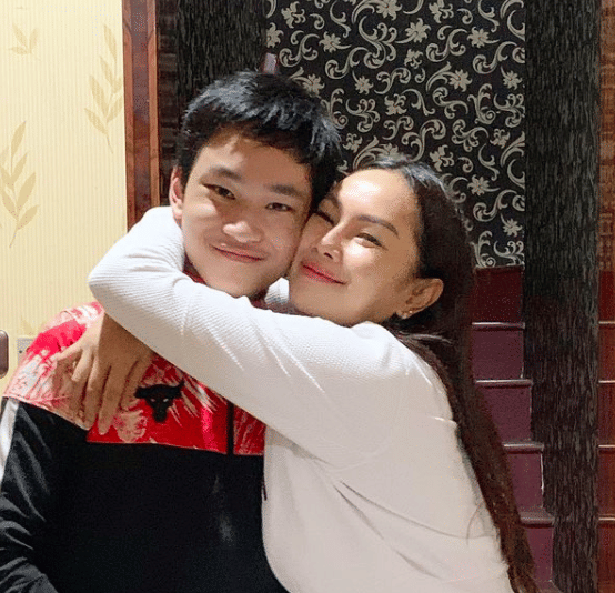 instagram.com/kalinaocktaranny