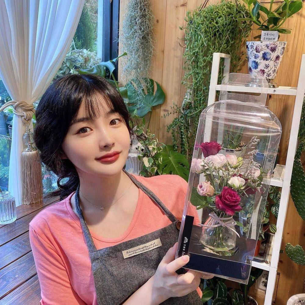 Park Shi An (instagram.com/vividsian)