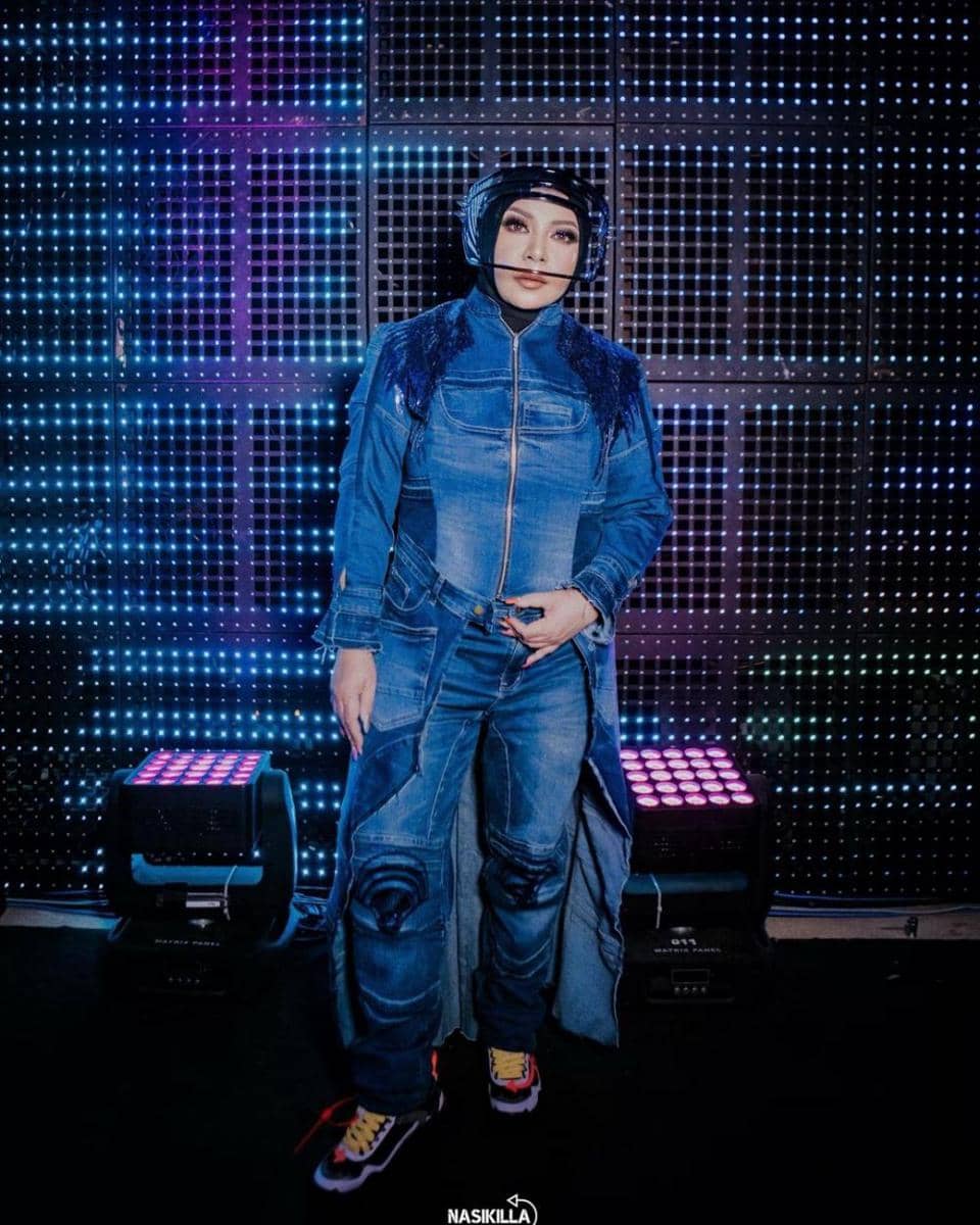 instagram.com/melly_goeslaw