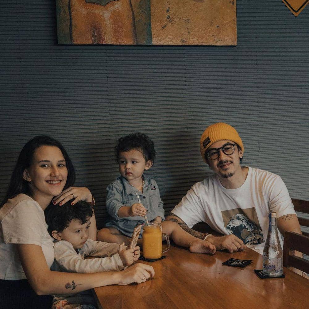 instagram.com/fandych