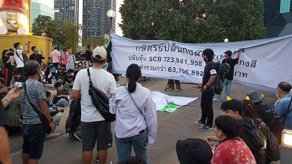 Situasi protes besar-besaran yang melanda Thailand saat ini. (Twitter.com/MayWongCNA)