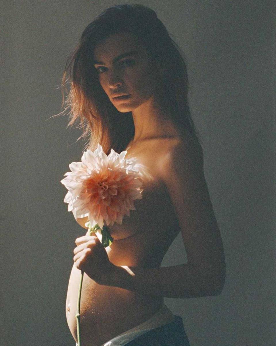 instagram.com/emrata