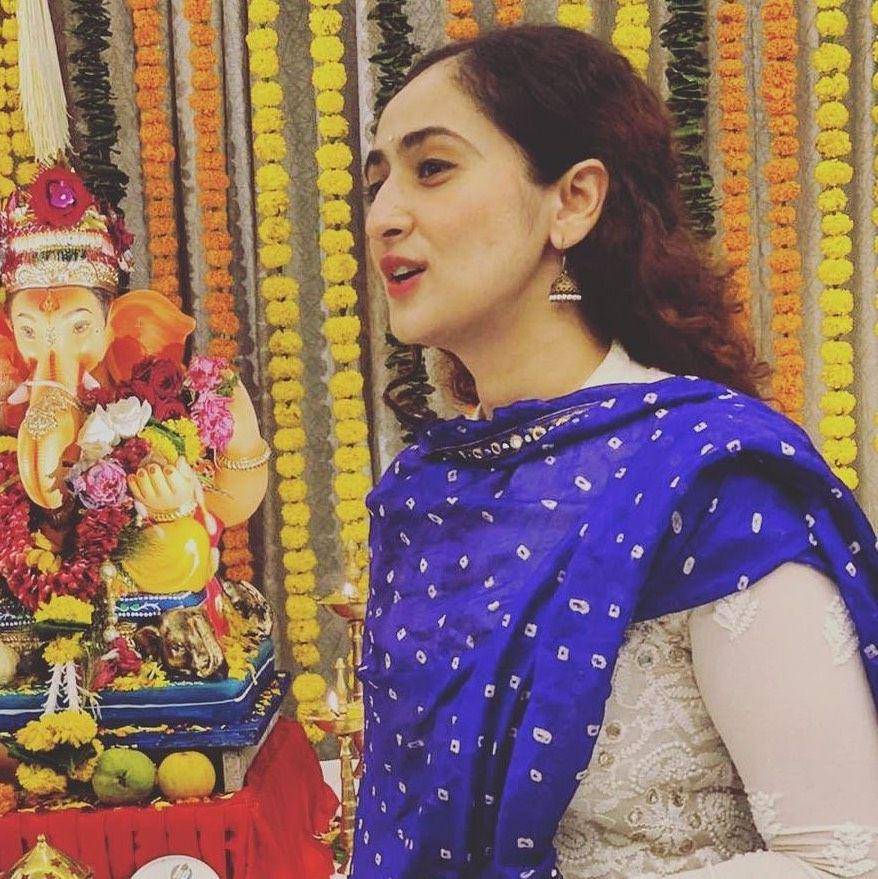 Instagram.com/ruchikaakapoor