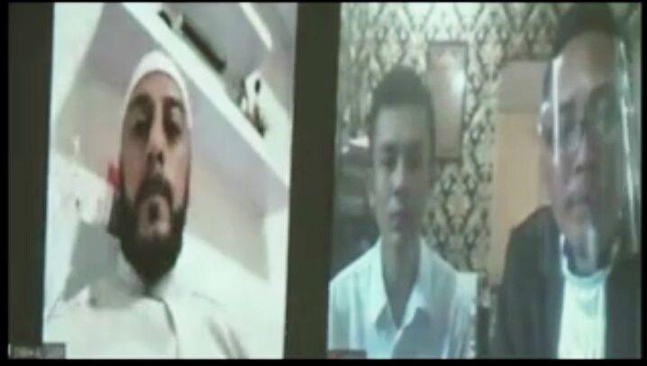 Momen Haru Alpin Andrian Minta Maaf ke Syekh Ali Jaber di Persidangan