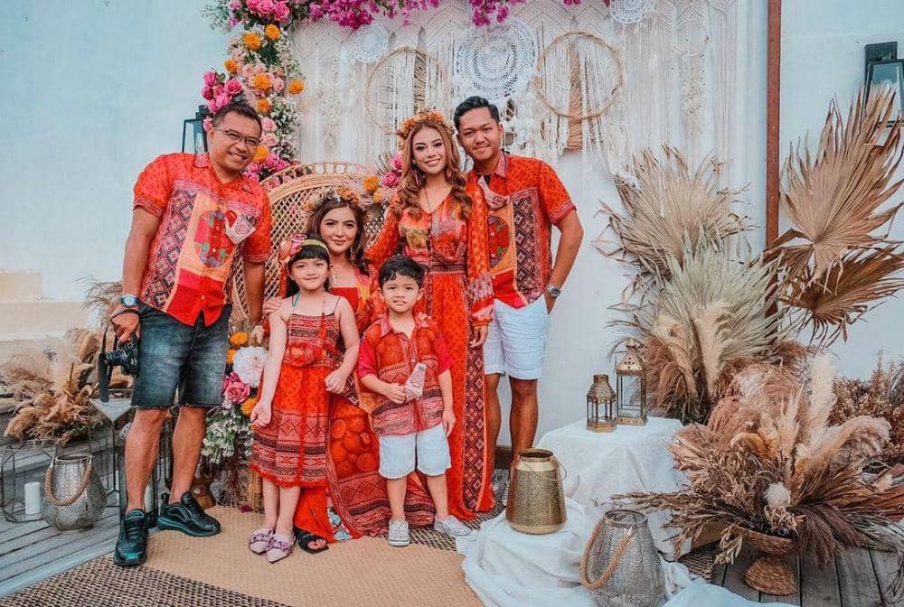 Instagram.com/aurelie.hermansyah