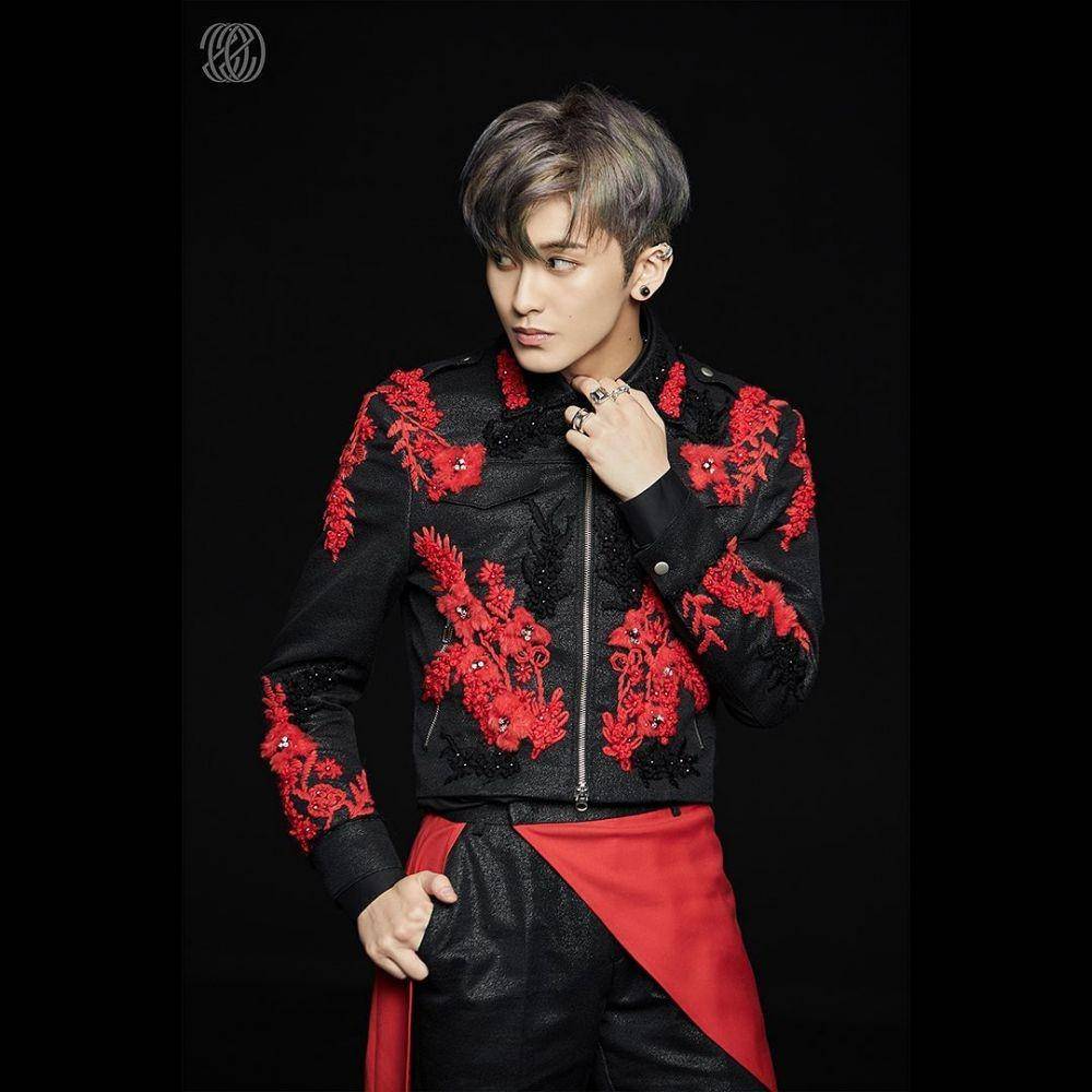 Mark NCT (instagram.com/nct)