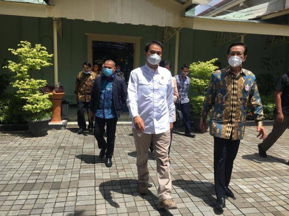 Wakil Ketua DPR RI bertemu bertemu Gubernur DIY Sri Sultan Hamengkubuwono X, Kamis (26/11/2020). Dok. DPR RI