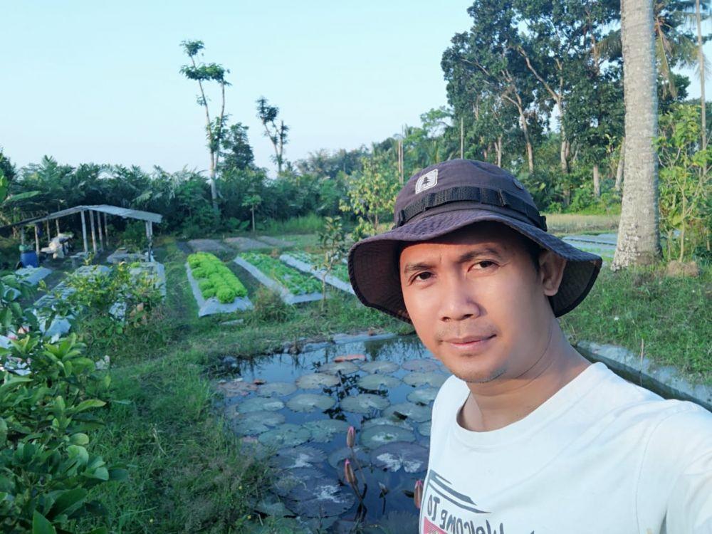 Gigih menjadi Petani Organik, Dedy Ajak Anak Muda Belajar Menanam