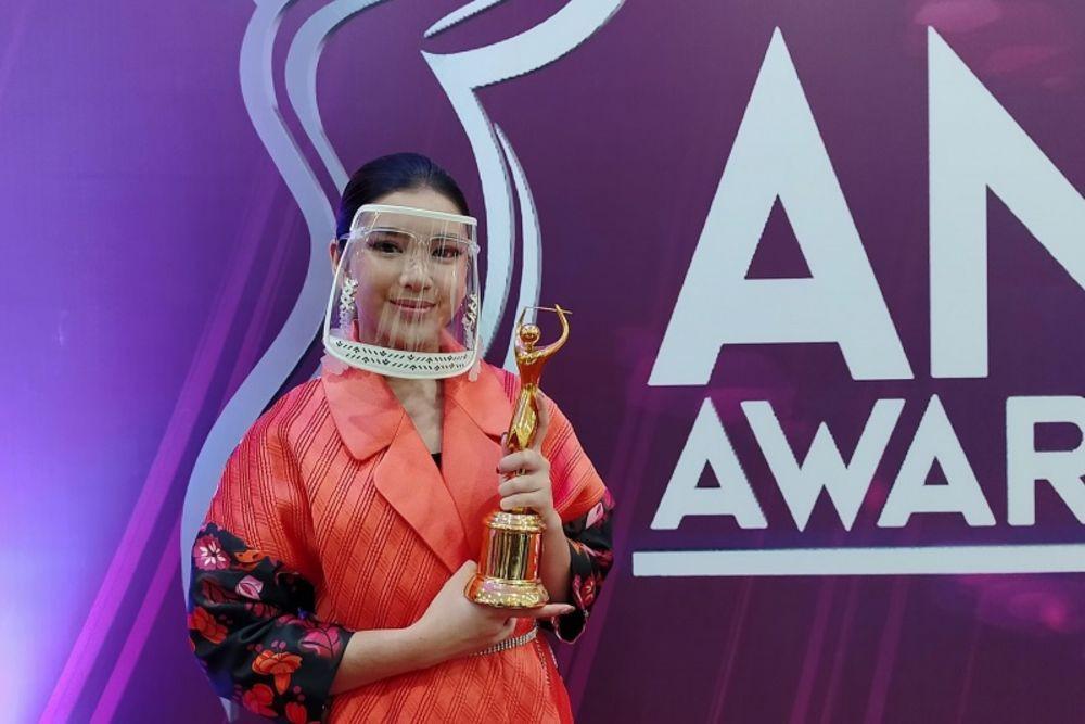 Raih AMI Awards Pertamanya, 10 Potret Duality Tiara yang Memukau
