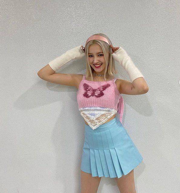 instagram.com/nancyjewel_mcdonie_/