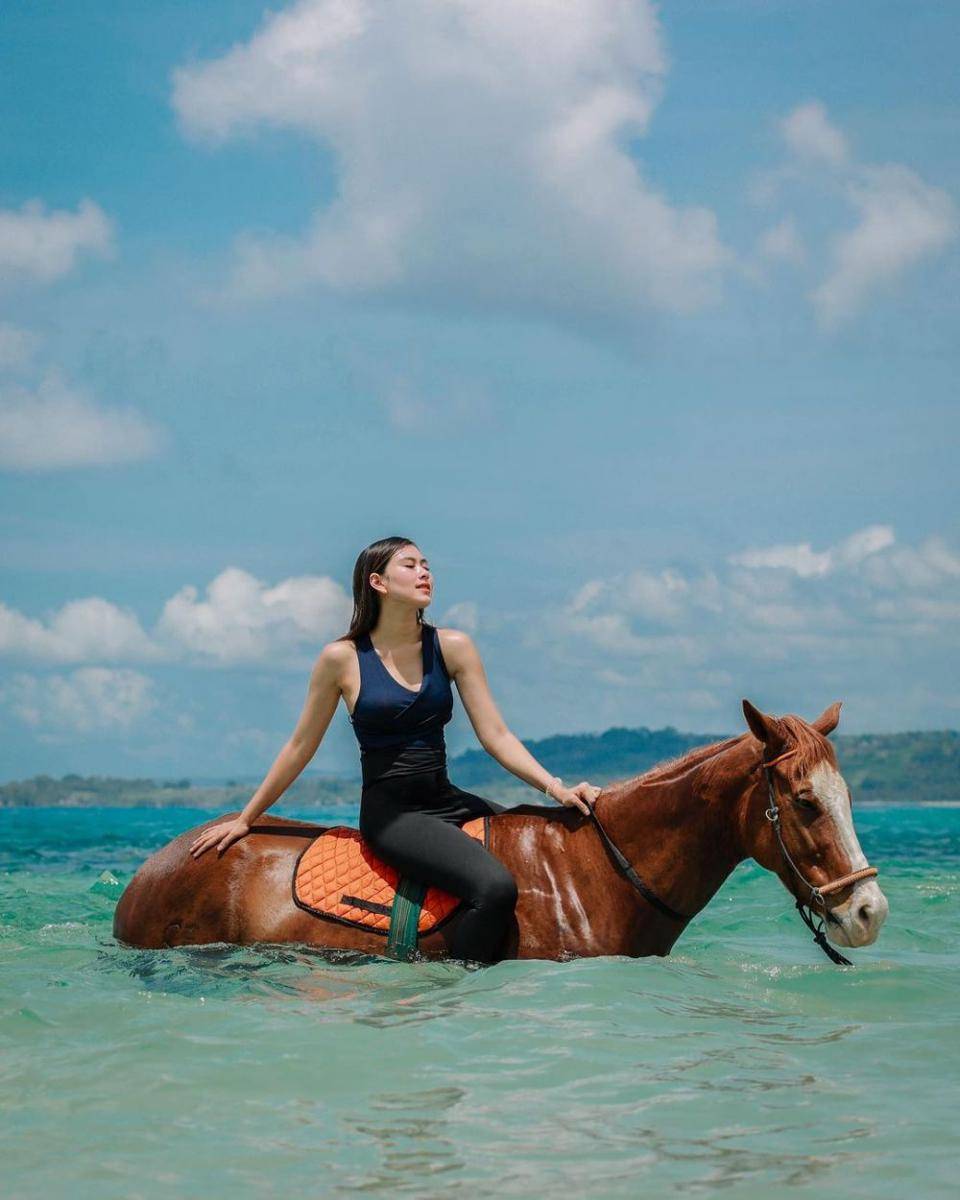 instagram.com/syahnazs
