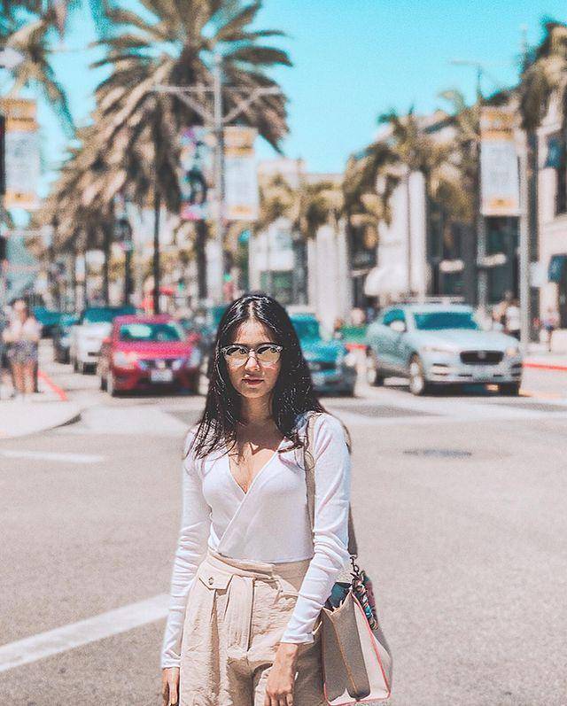 Instagram.com/yunitasiregar