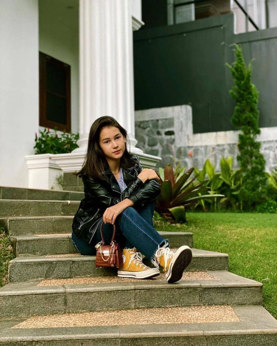 Instagram.com/sandrinna_.11/