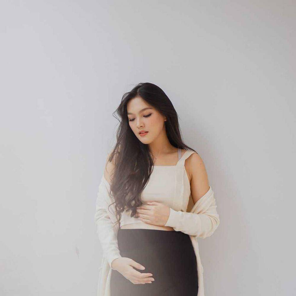 Instagram.com/anariana27
