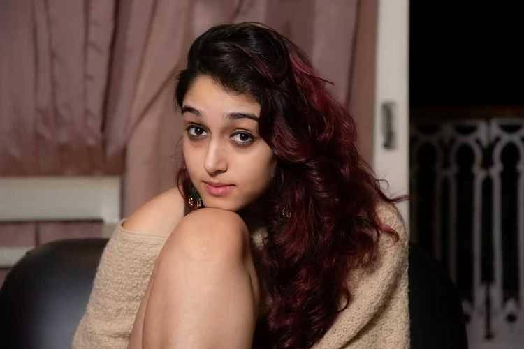 instagram.com/khan.ira
