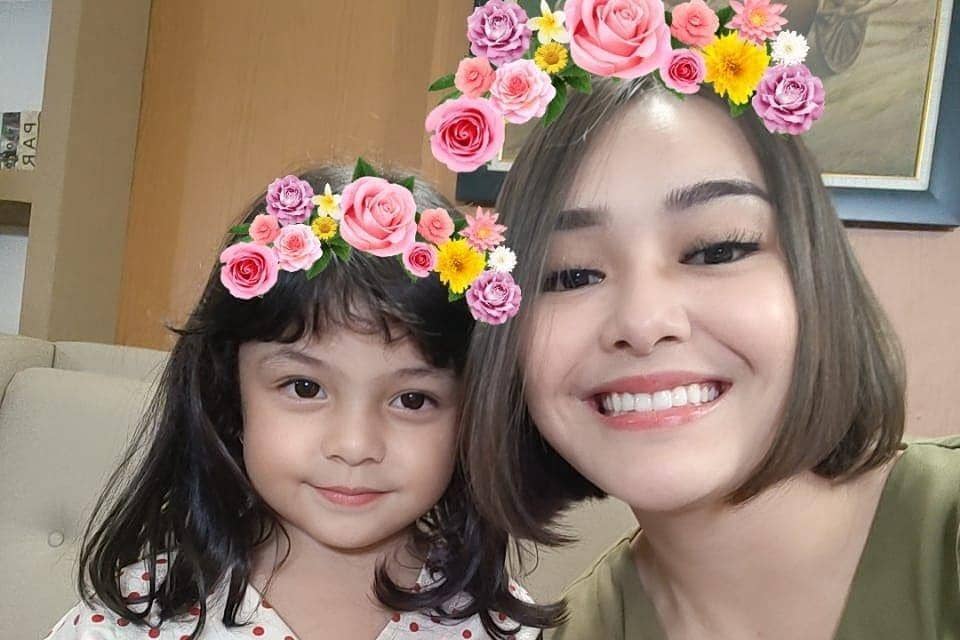 10 Potret Lucu Fara Shakila Pemeran Reyna di Ikatan Cinta, Jago Dance!