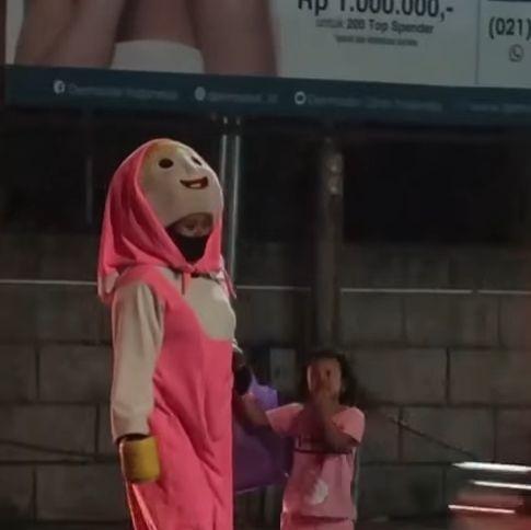 Kisah Getir di Balik Lucunya Badut Masha Kemang Jaksel