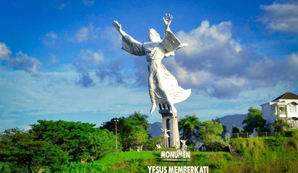 Monumen Yesus Memberkati (instagram.com/garsiaphotography)
