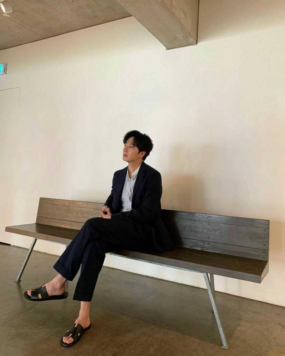 instagram.com/ jilwww