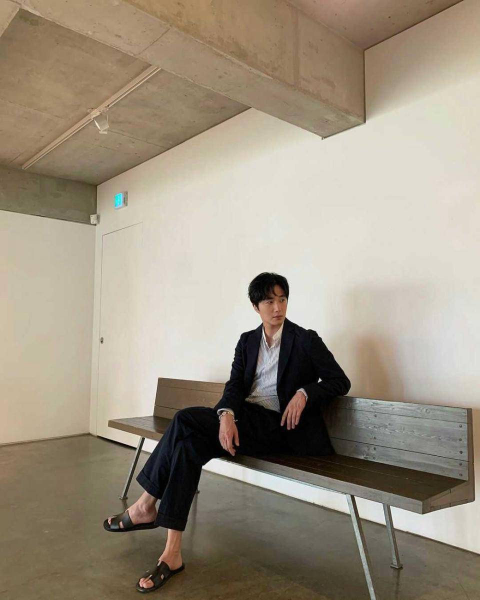 instagram.com/ jilwww