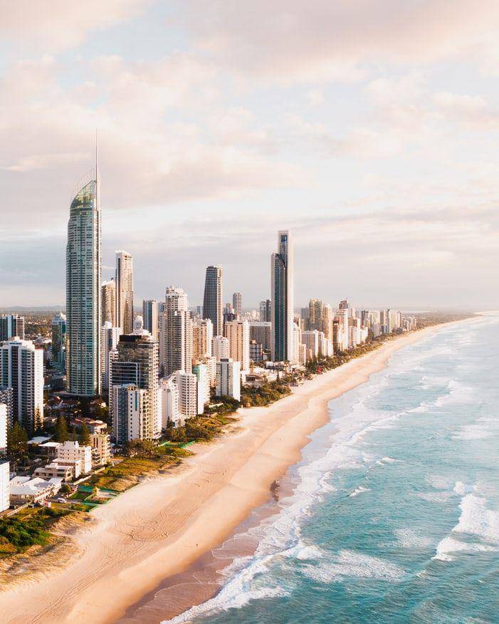 Foto pantai di Queensland, Australia. Sumber:unplash.com/Caleb Russel