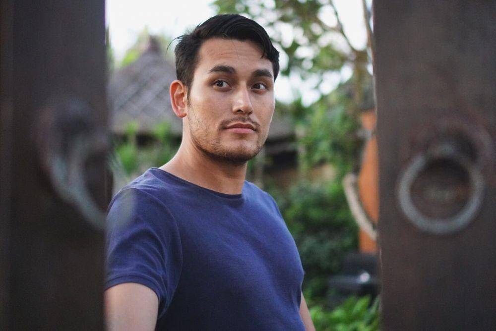 Instagram.com/arifinputra_