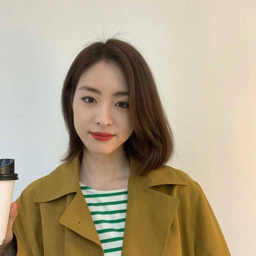 instagram.com/ yeonhee.luv